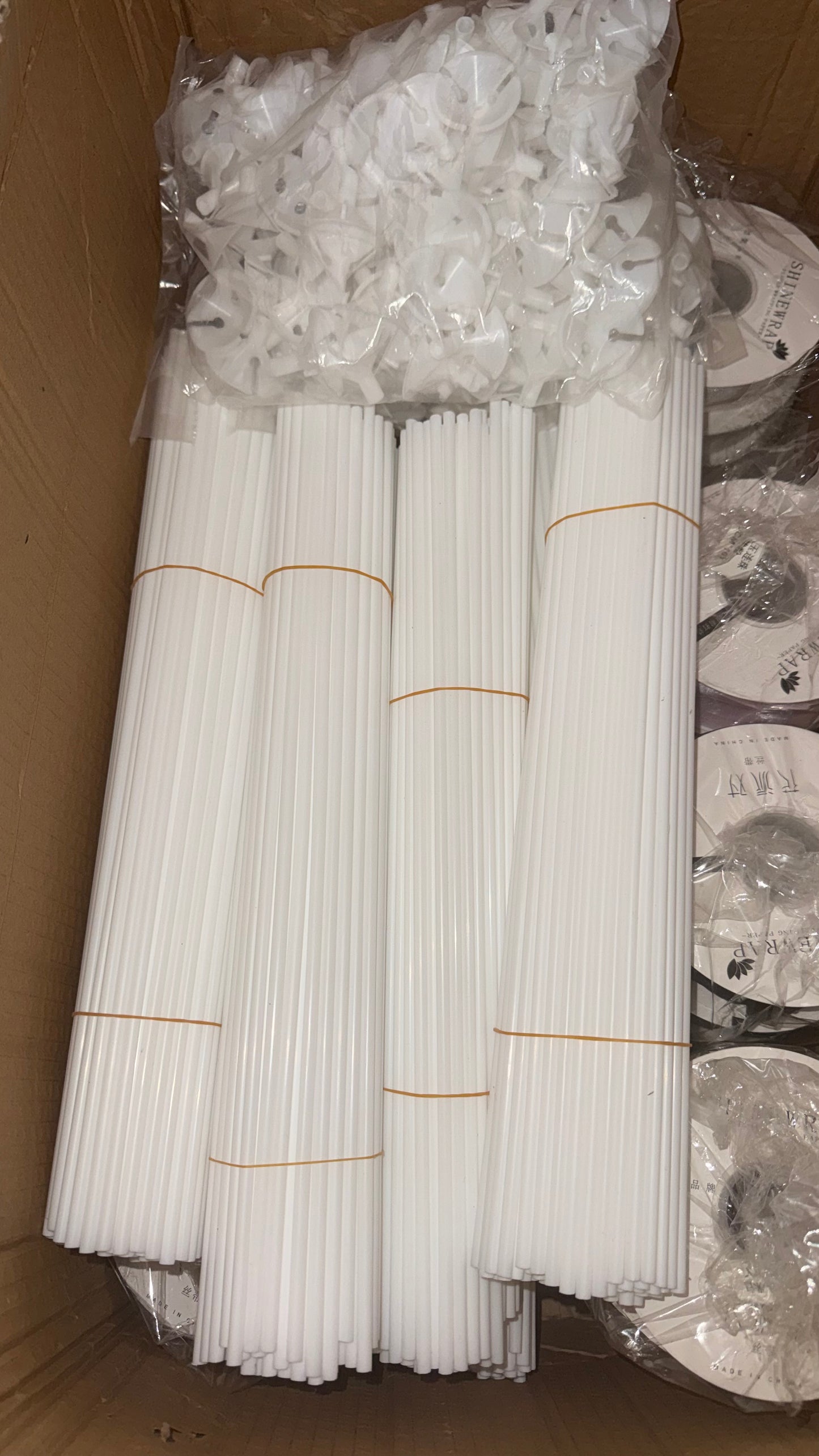 Balloon Sticks - 100 Pcs