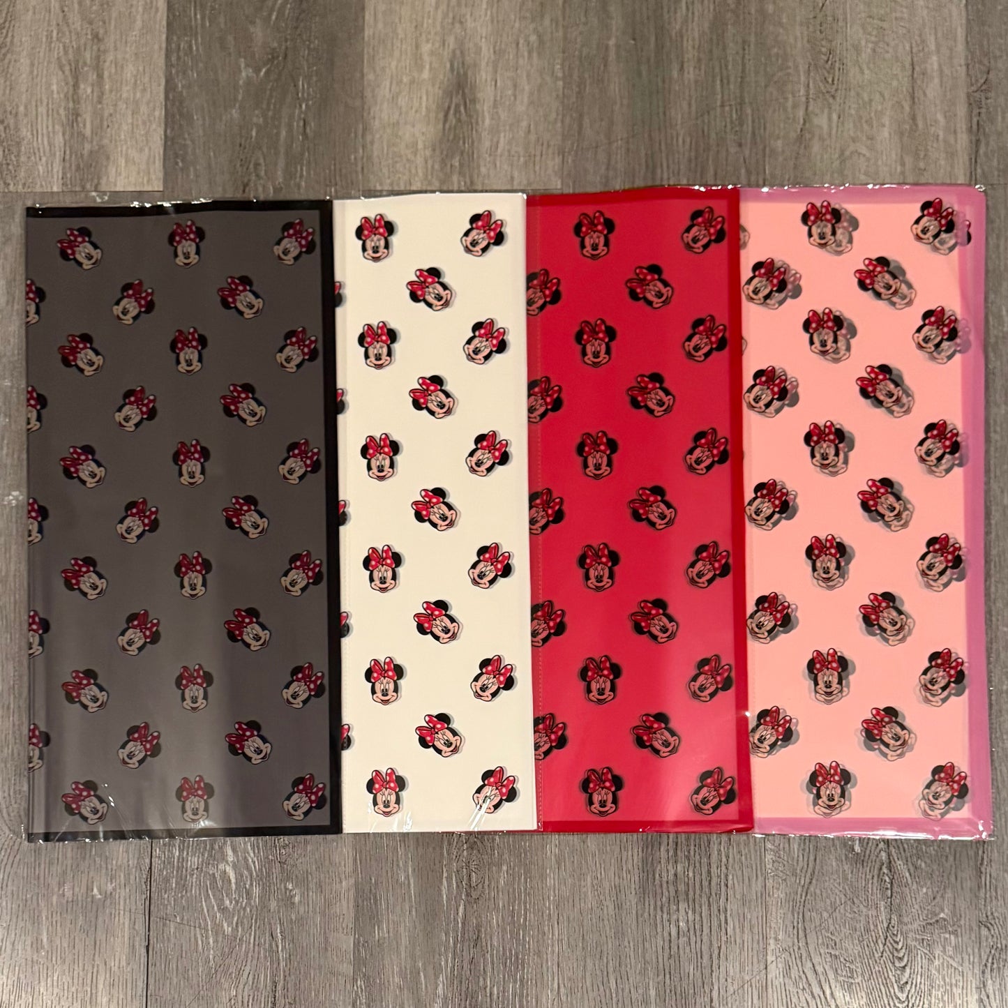 Min Floral Bouquet Wrapping Paper
